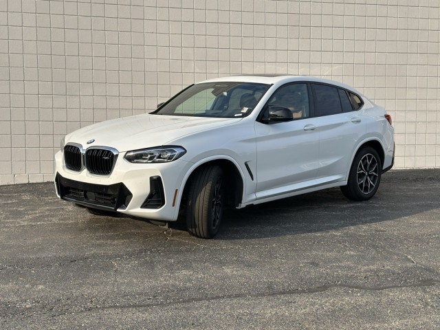 2023 BMW X4 M40i