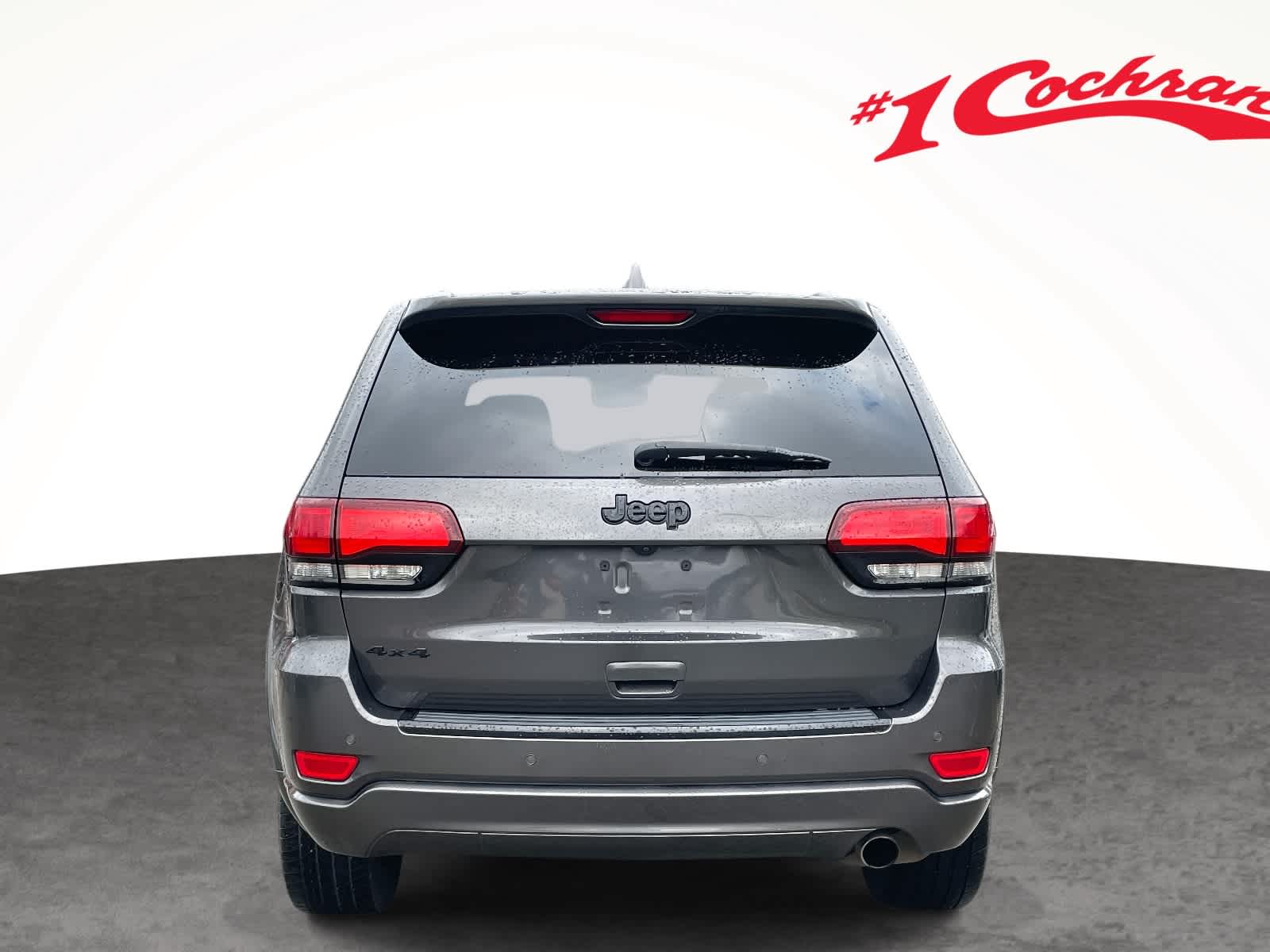 2018 Jeep Grand Cherokee Altitude photo 3