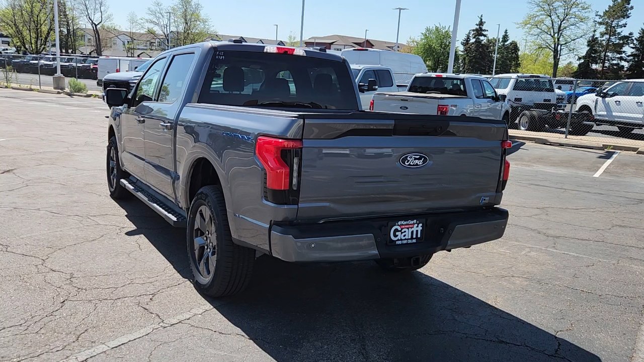 2025 Ford F-150 Lightning photo 6