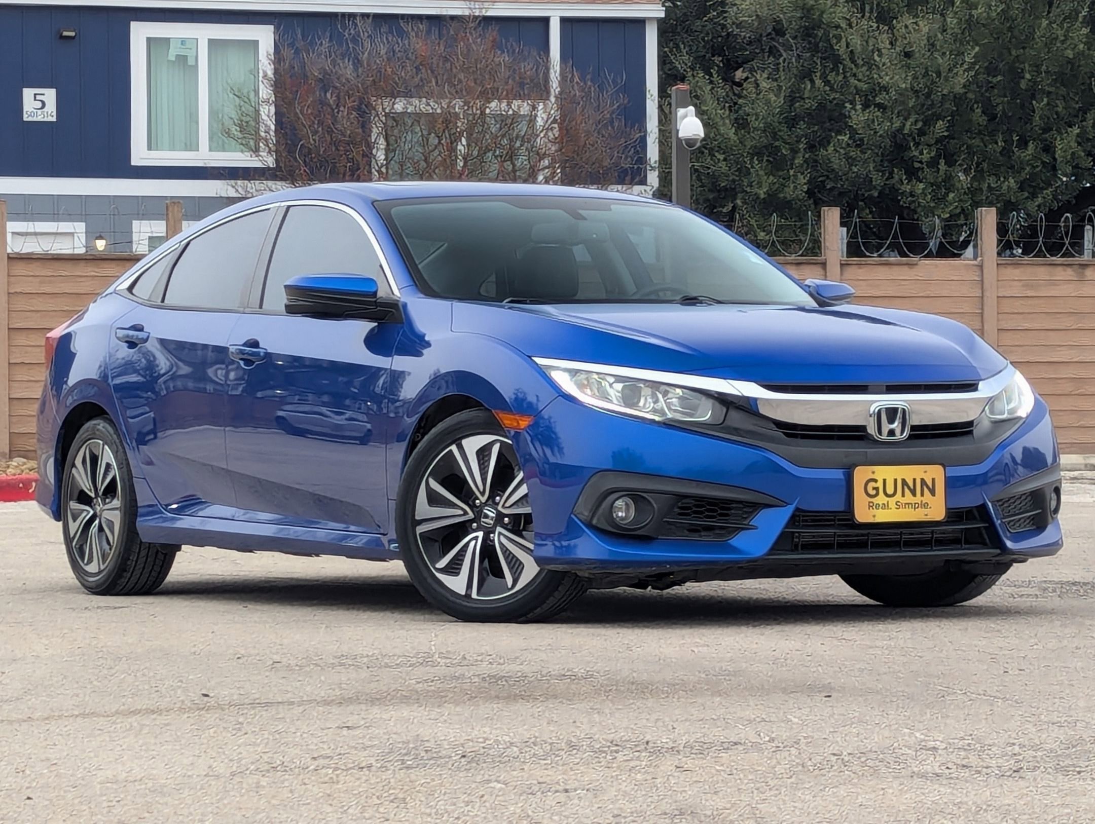 2017 Honda Civic EX-L photo 2