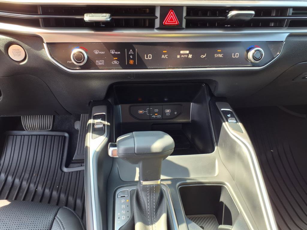2026 Kia Sorento S photo 19