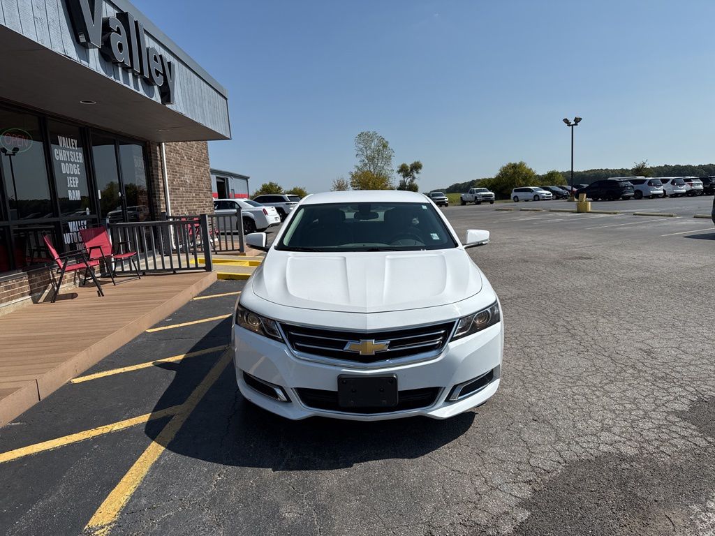 2016 Chevrolet Impala 2LT photo 3