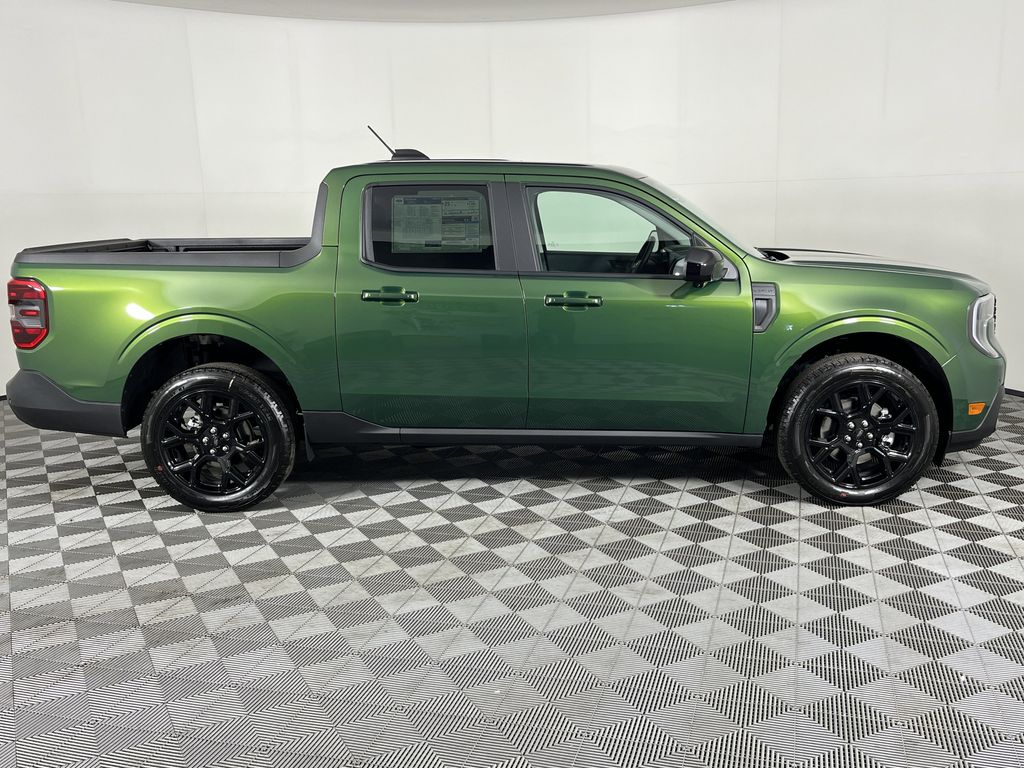 2025 Ford Maverick Lariat photo 4