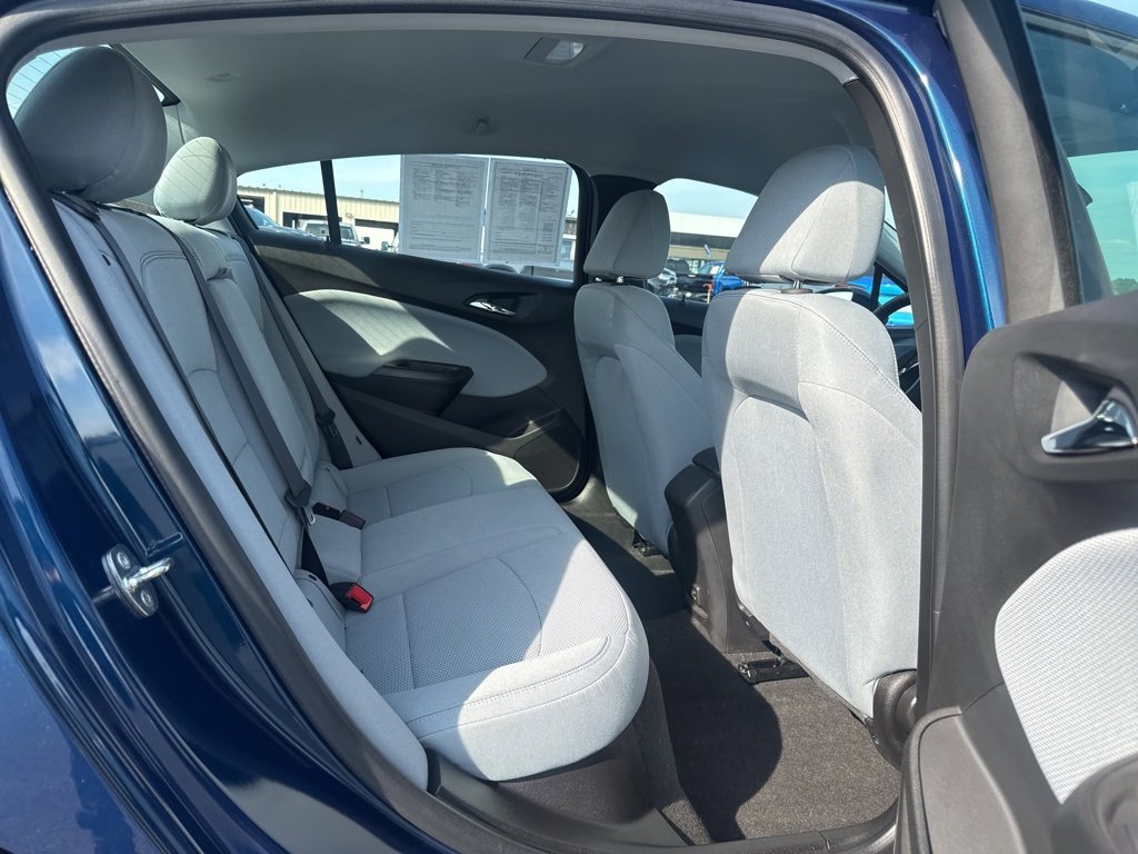 2019 Chevrolet Cruze LT photo 11