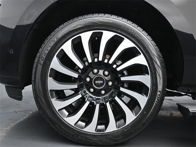 2022 LINCOLN NAVIGATOR - Image 33