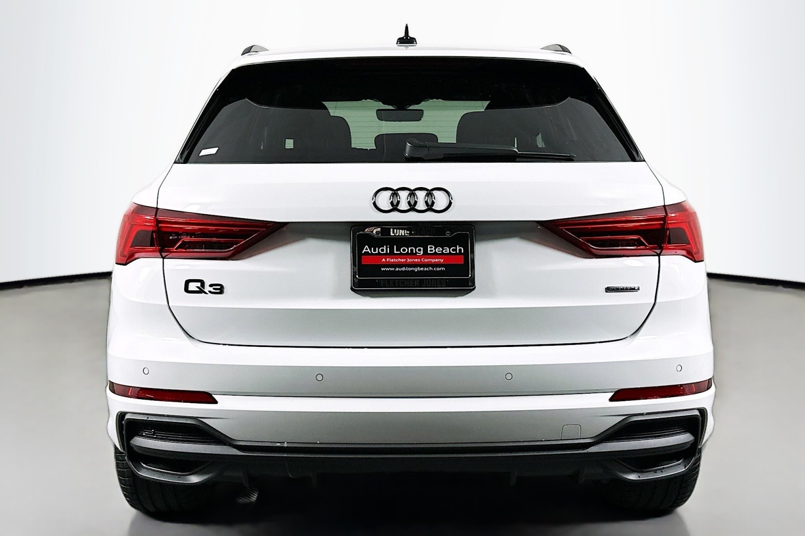 2025 Audi Q3 S line Premium Plus photo 3