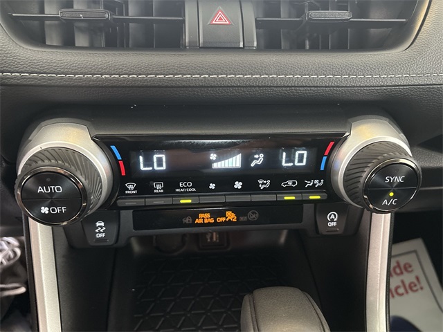 2024 Toyota RAV4 XLE photo 20