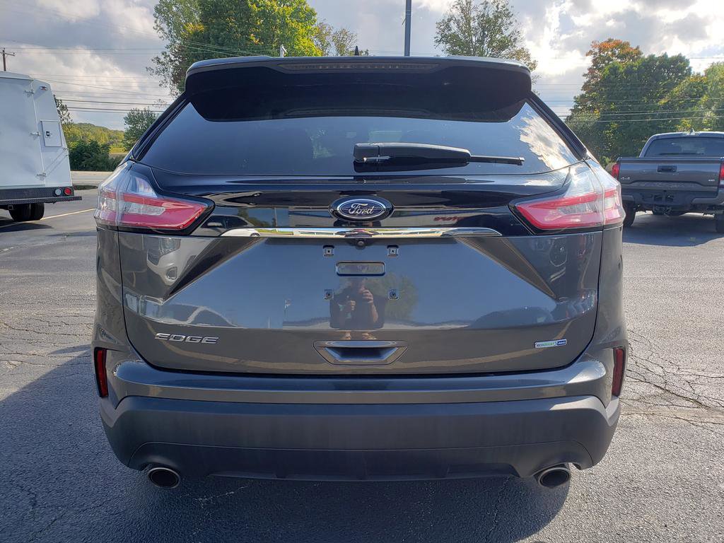 2019 Ford Edge SE photo 6