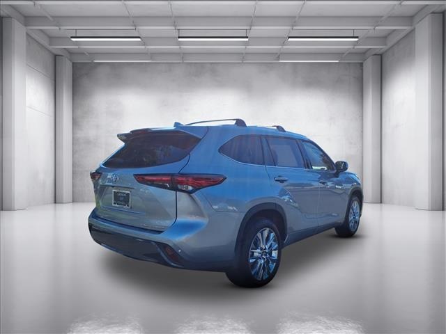 2023 Toyota Highlander Limited Platinum XLE XSE photo 3