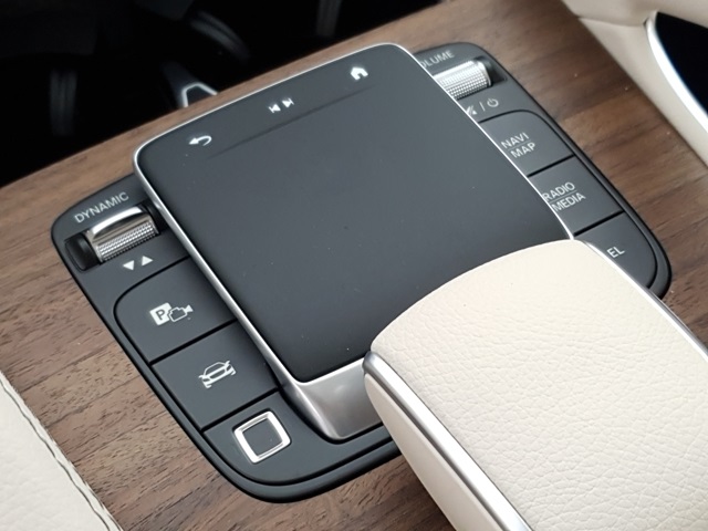 2025 Mercedes Benz GLS 450 4MATIC photo 31