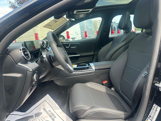 2025 Mercedes Benz C 300 4MATIC photo 13