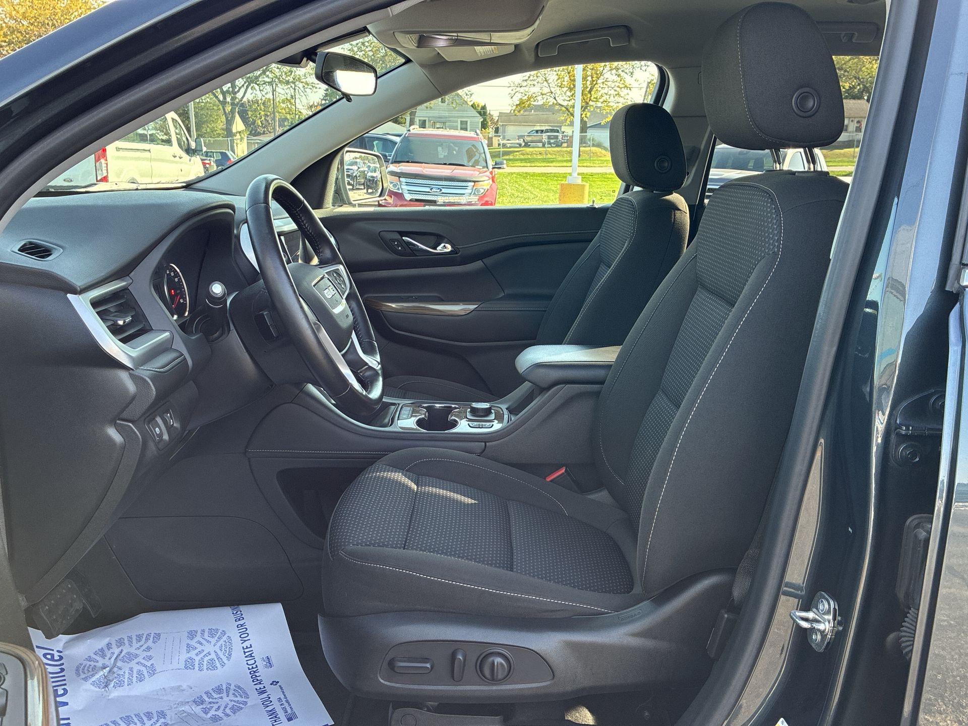 2020 Gmc Acadia SLE photo 18
