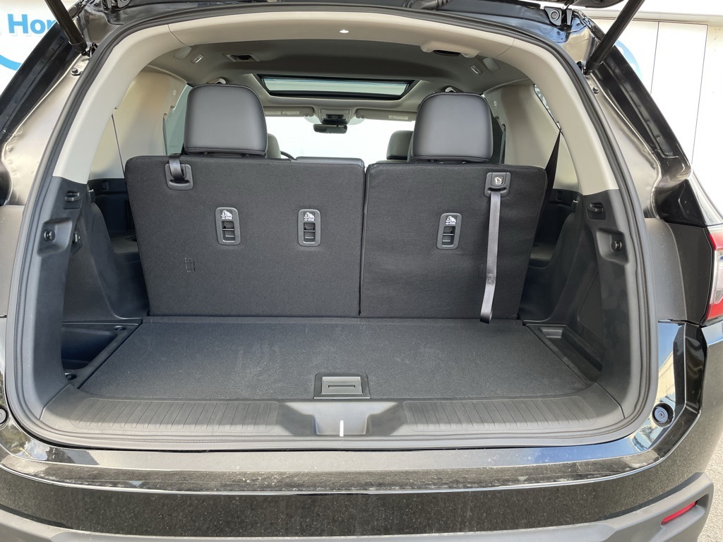2025 Honda Pilot Touring photo 23