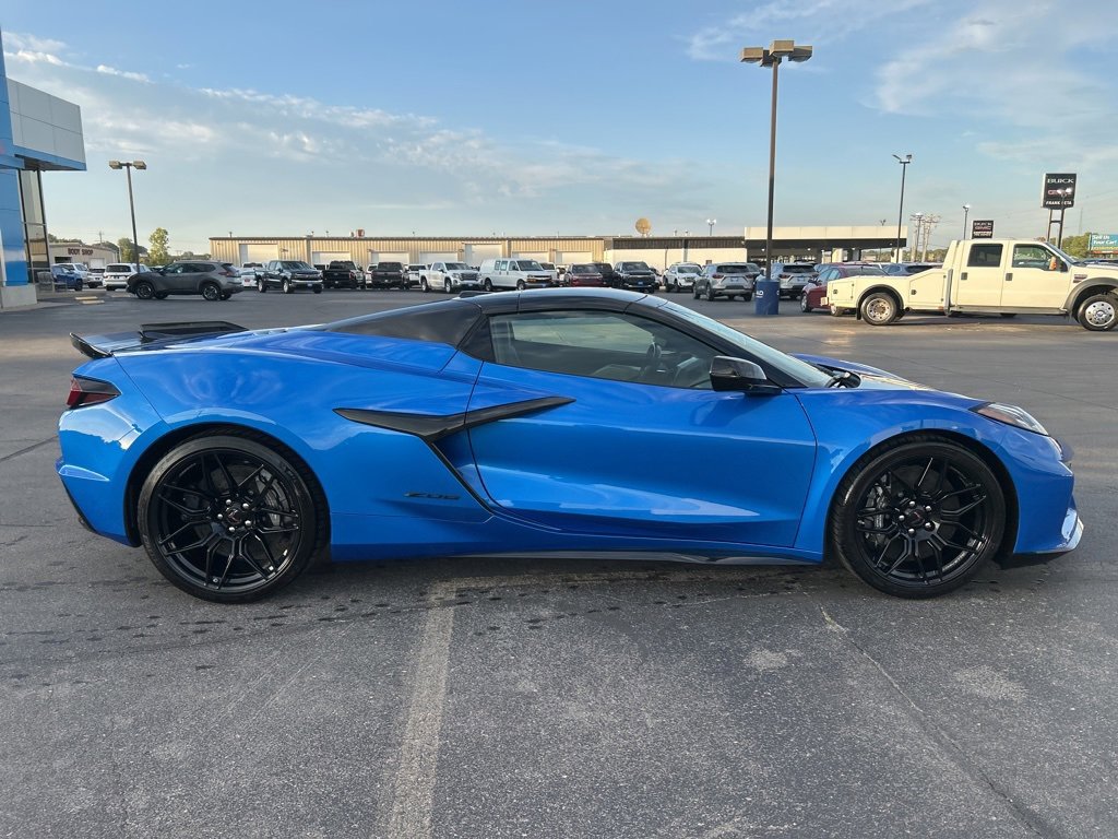 2026 Chevrolet Corvette Z06 3LZ photo 2