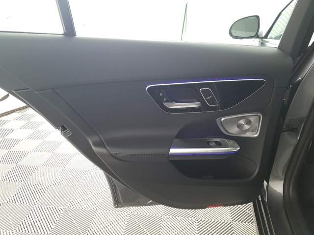 2025 Mercedes Benz C 300 photo 13