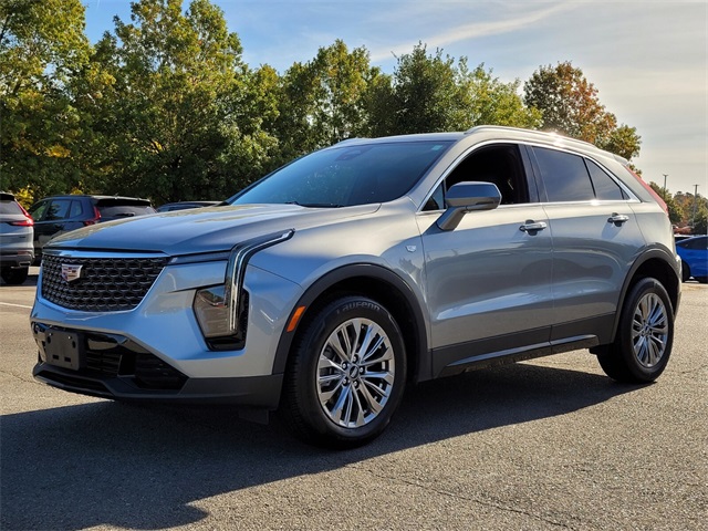 2024 Cadillac XT4 Premium Luxury photo 4