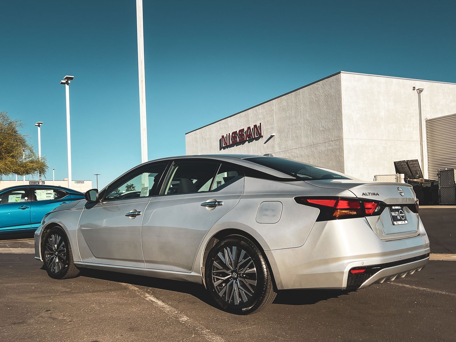 2024 Nissan Altima 2.5 SV photo 3