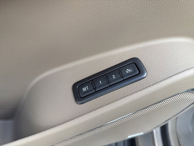 2018 Chevrolet Tahoe LT photo 16