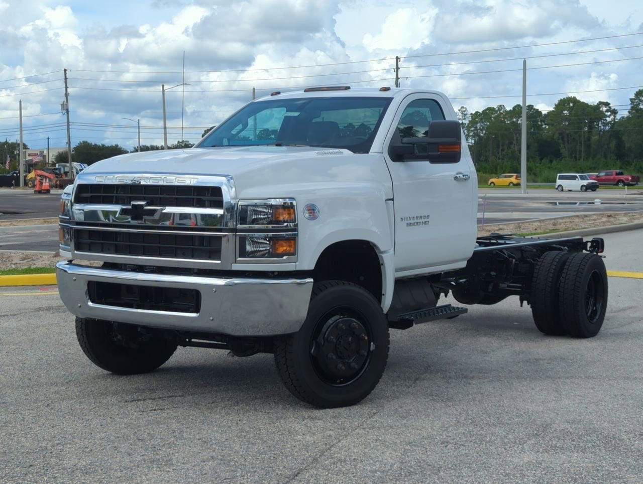 2024 Chevrolet Silverado 4500 Medium Duty Chassis Cab Work Truck's photo