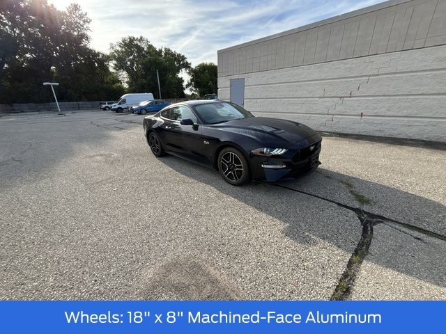 2021 Ford Mustang GT photo 14