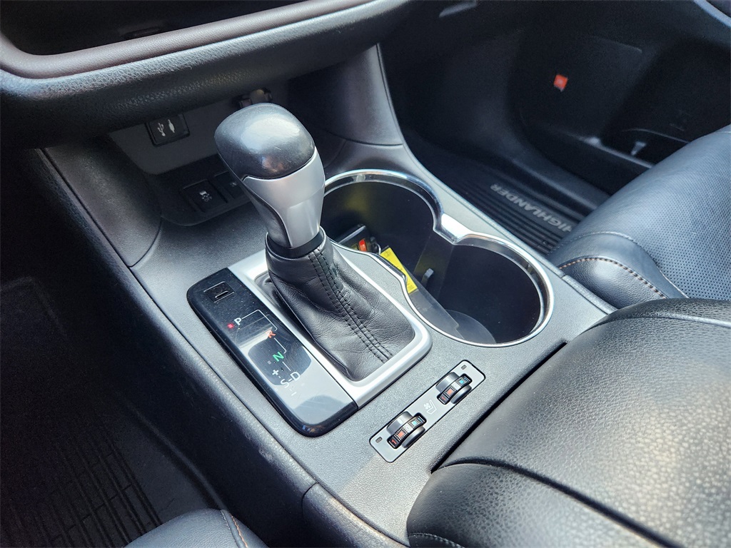 2014 Toyota Highlander Limited photo 21