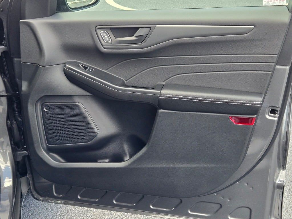 2025 Ford Escape Active photo 4