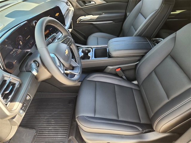 2026 Chevrolet Traverse photo 7