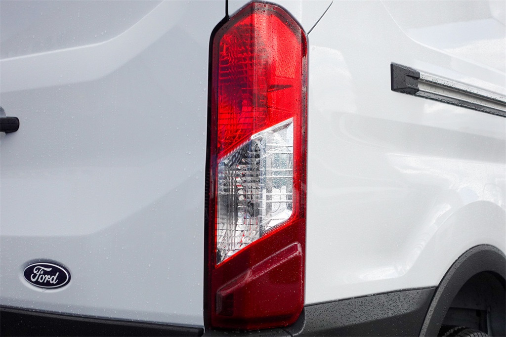 2026 Ford Transit Cargo photo 3