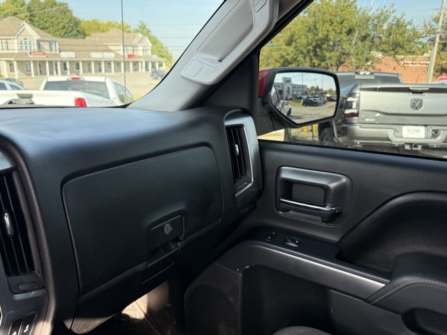 2015 Chevrolet Silverado 1500 LT photo 22