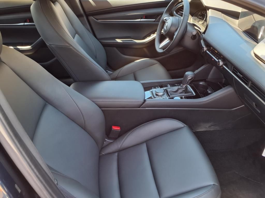 2025 Mazda Mazda3 Sedan 2.5 Select Sport photo 22