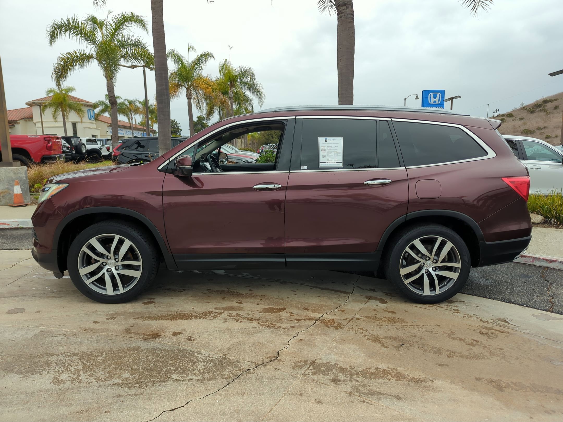 Used 2016 Honda Pilot Touring with VIN 5FNYF6H90GB083948 for sale in San Juan Capistrano, CA