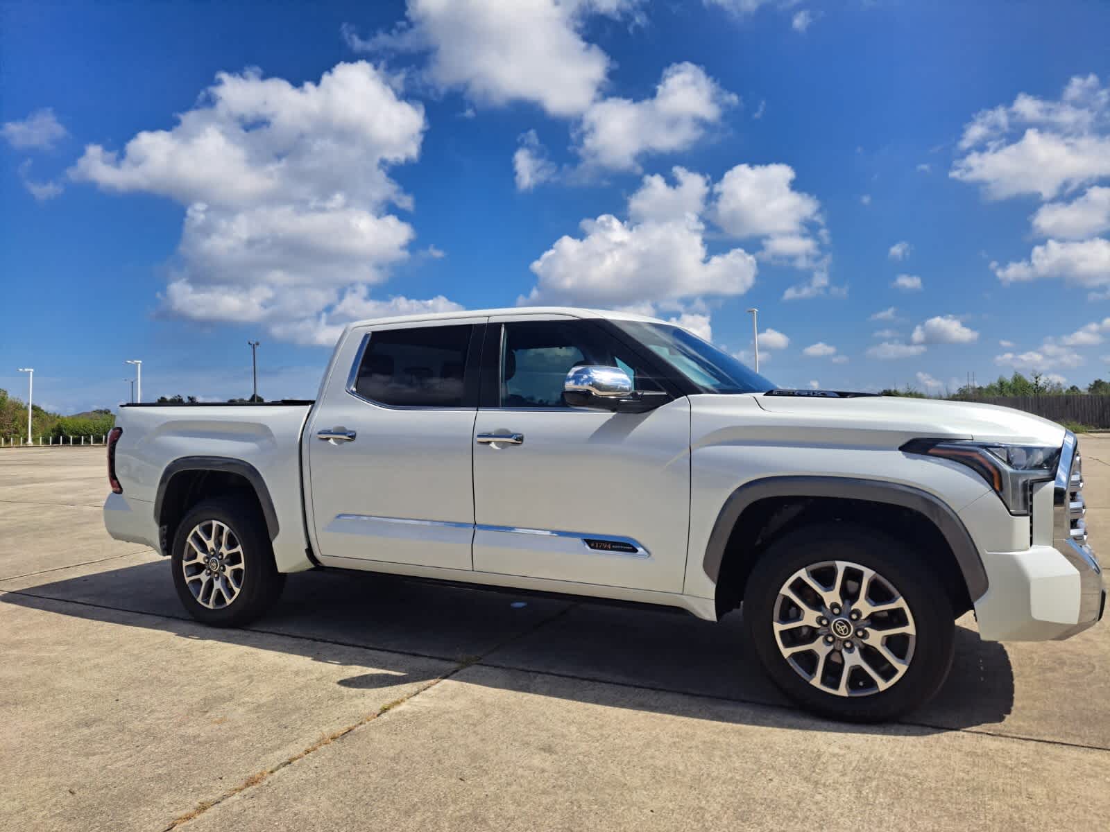 2024 Toyota Tundra 1794 Edition photo 3