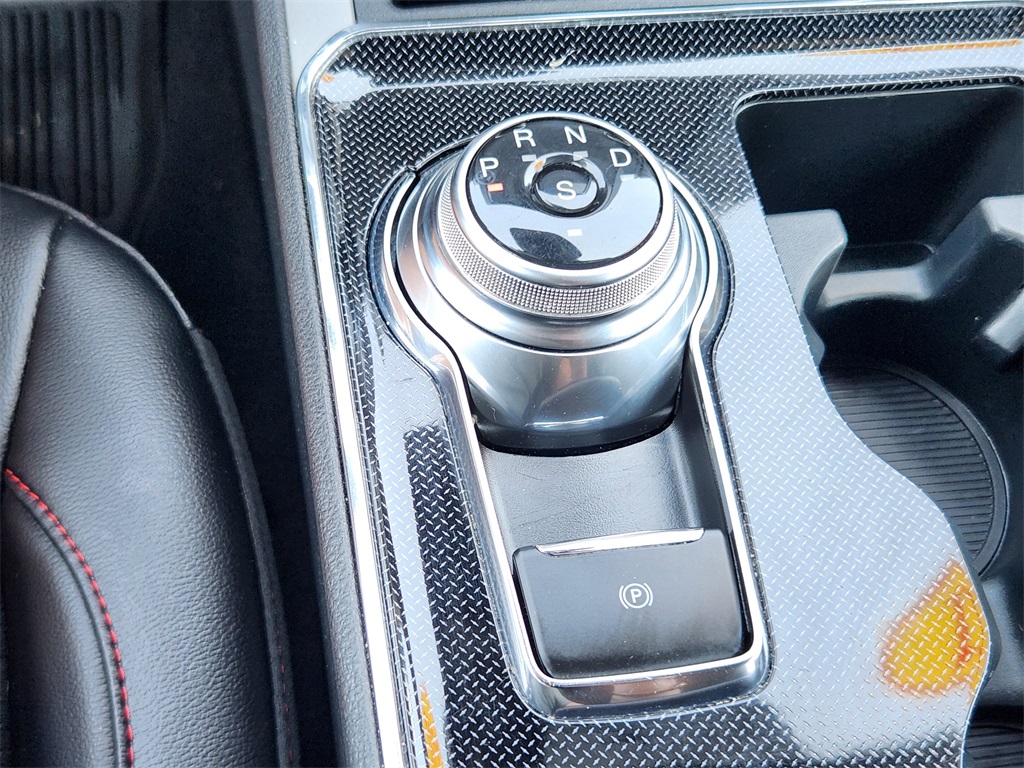 2021 Ford Edge ST-Line photo 22