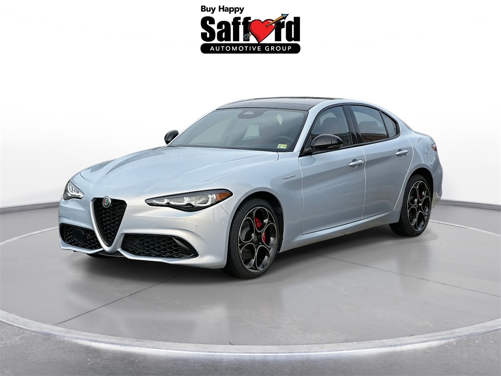 2025 Alfa Romeo Giulia photo 16