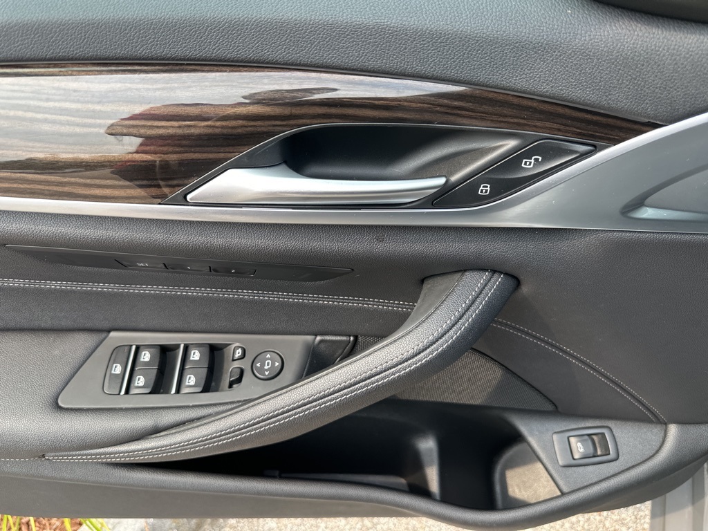 2022 Bmw 530i xDrive photo 9