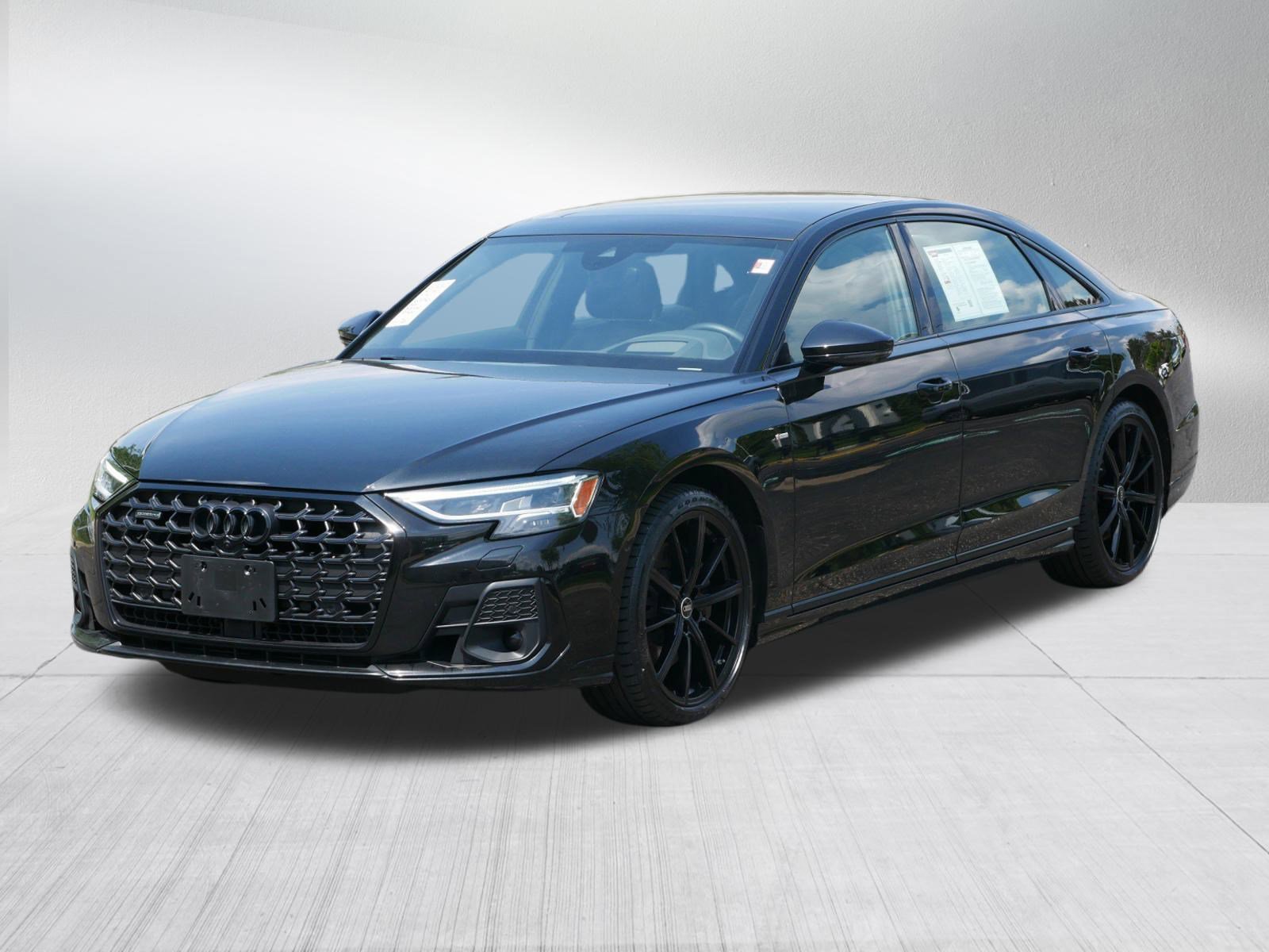 2022 Audi A8 L Quattro photo 3