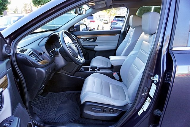 Used 2018 Black Honda Touring image 13