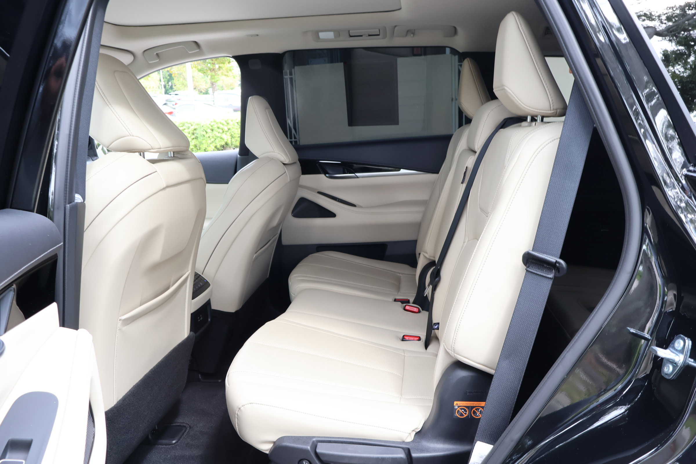 2025 Infiniti QX60 Pure photo 16