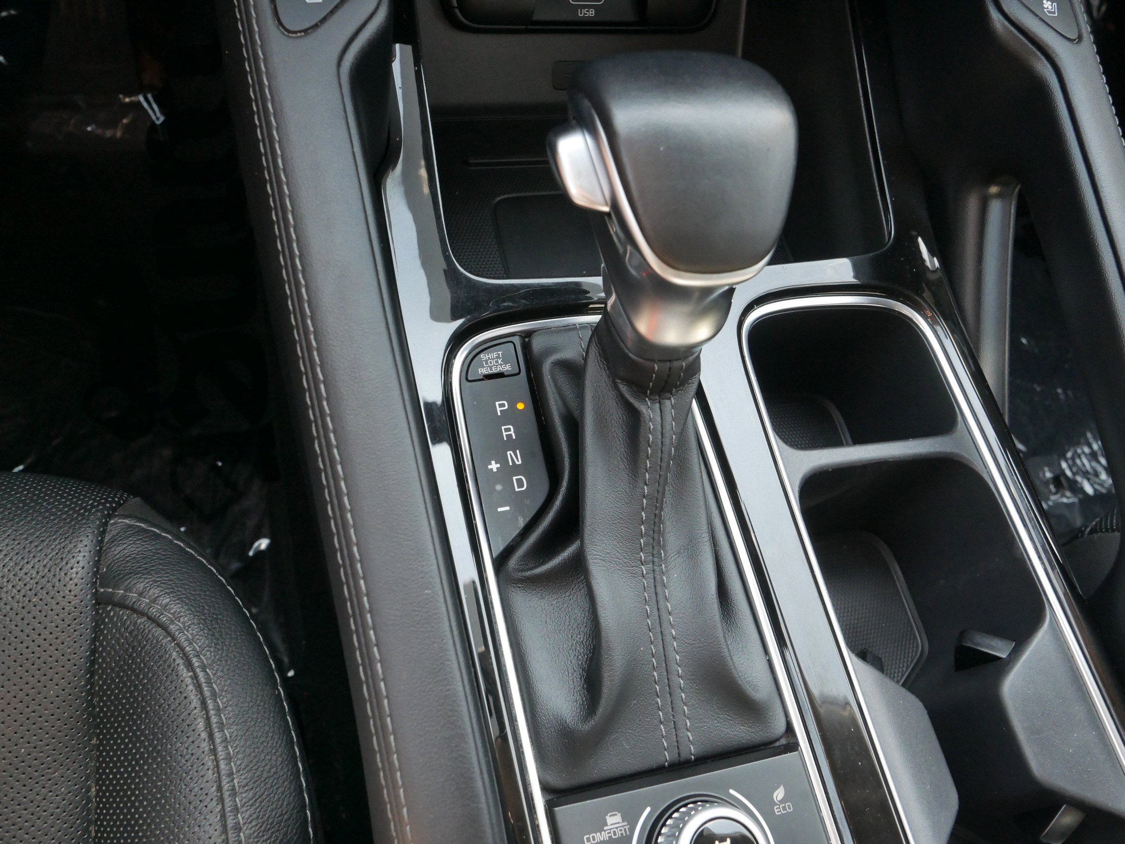 2020 Kia Telluride EX photo 22