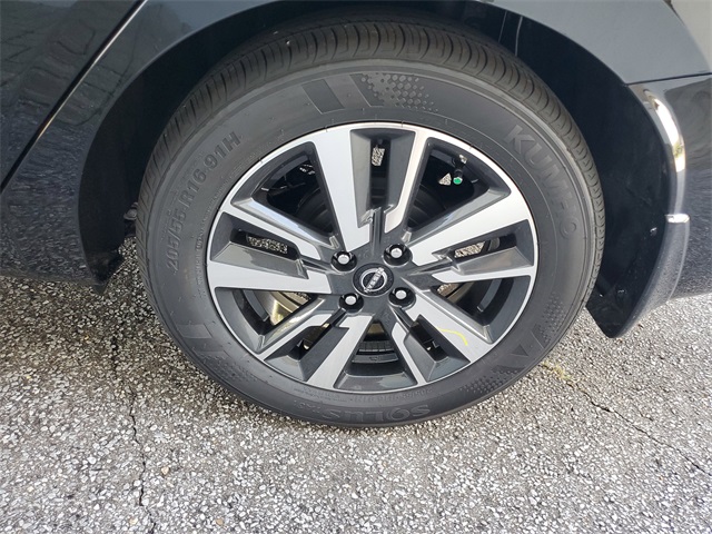 2025 Nissan Versa 1.6 SV photo 19