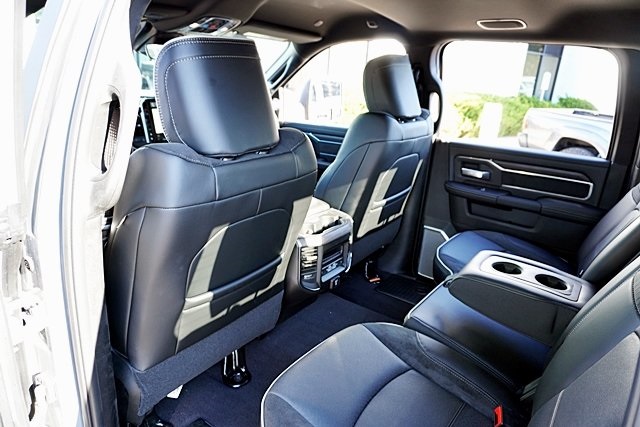 New 2026 Ceramic Gray Clear-Coat Exterior Paint RAM Laramie image 26