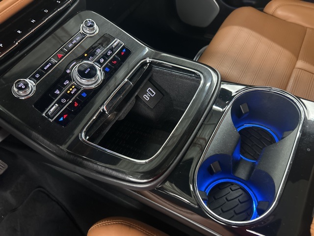 2022 Lincoln Nautilus Black Label photo 18
