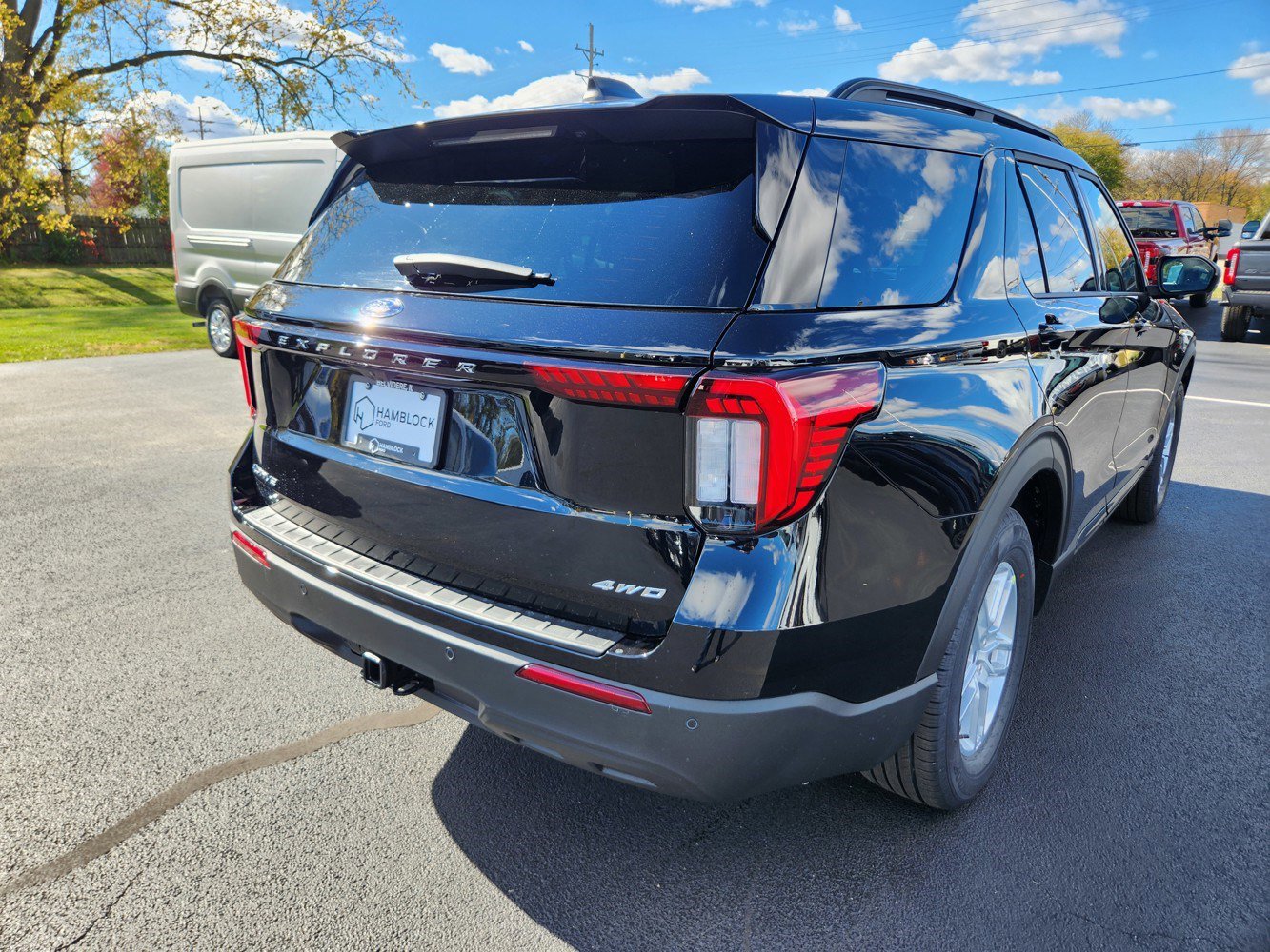 2026 Ford Explorer photo 4