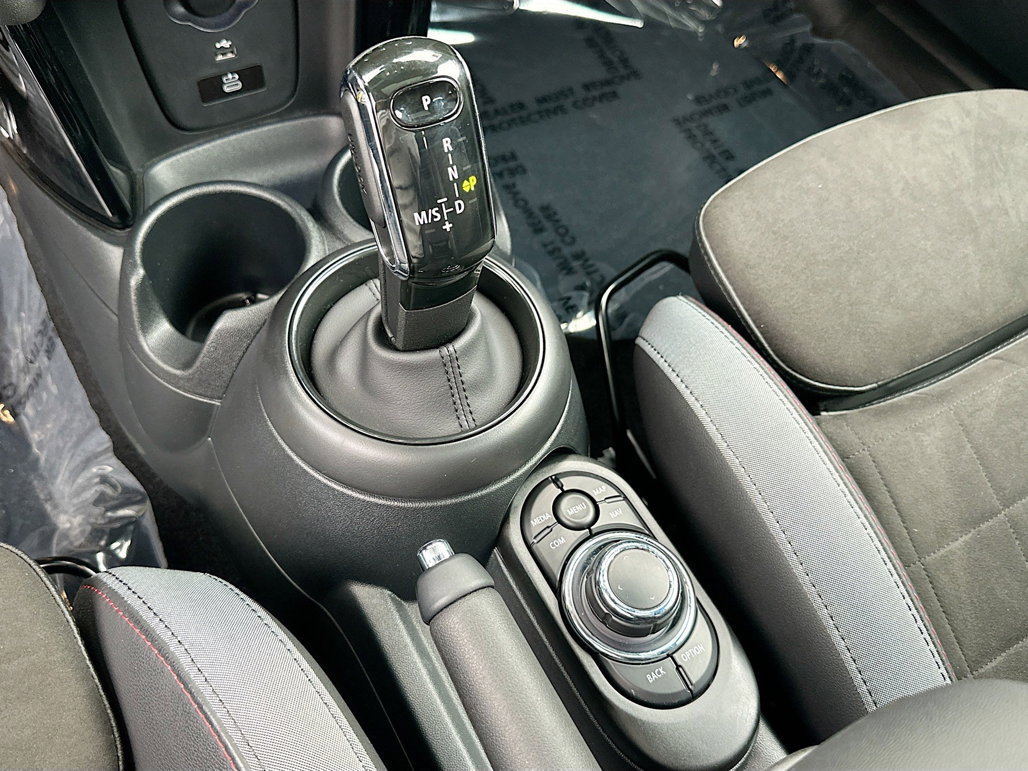 2024 Mini Cooper 2 Door Hardtop photo 17