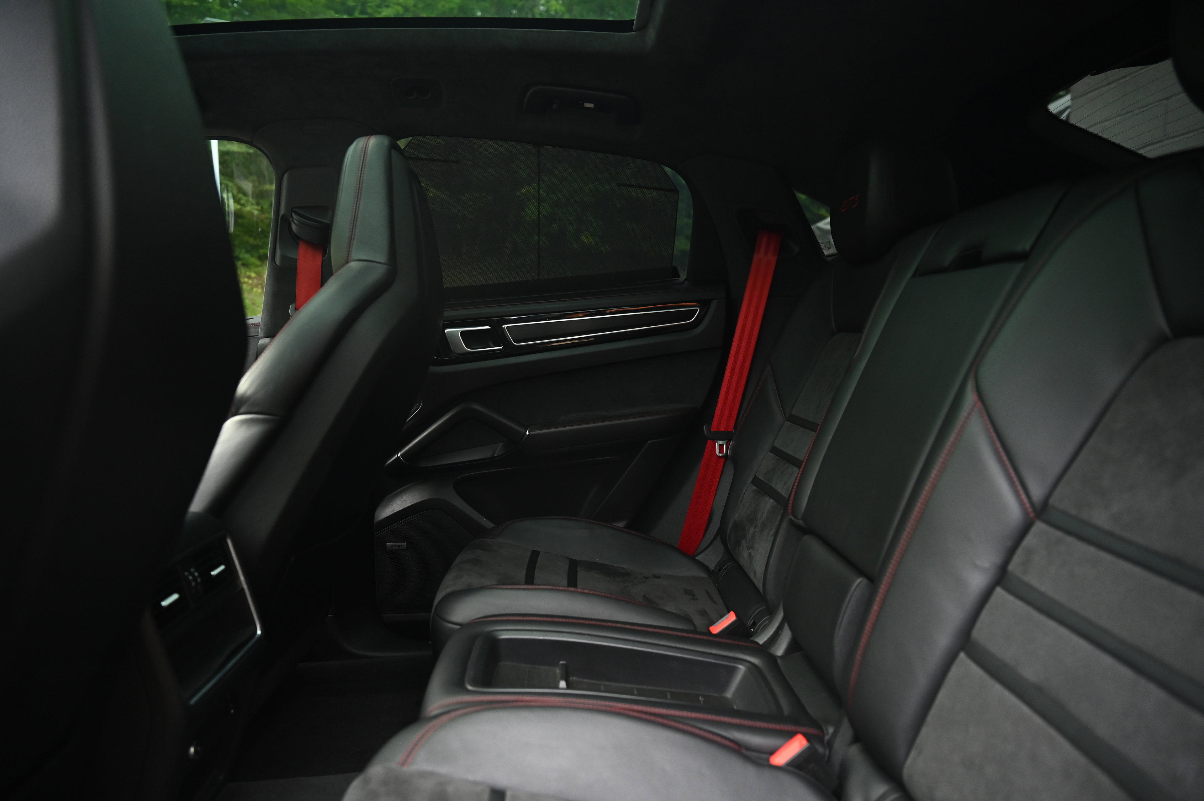 2021 Porsche Cayenne GTS Coupe photo 25