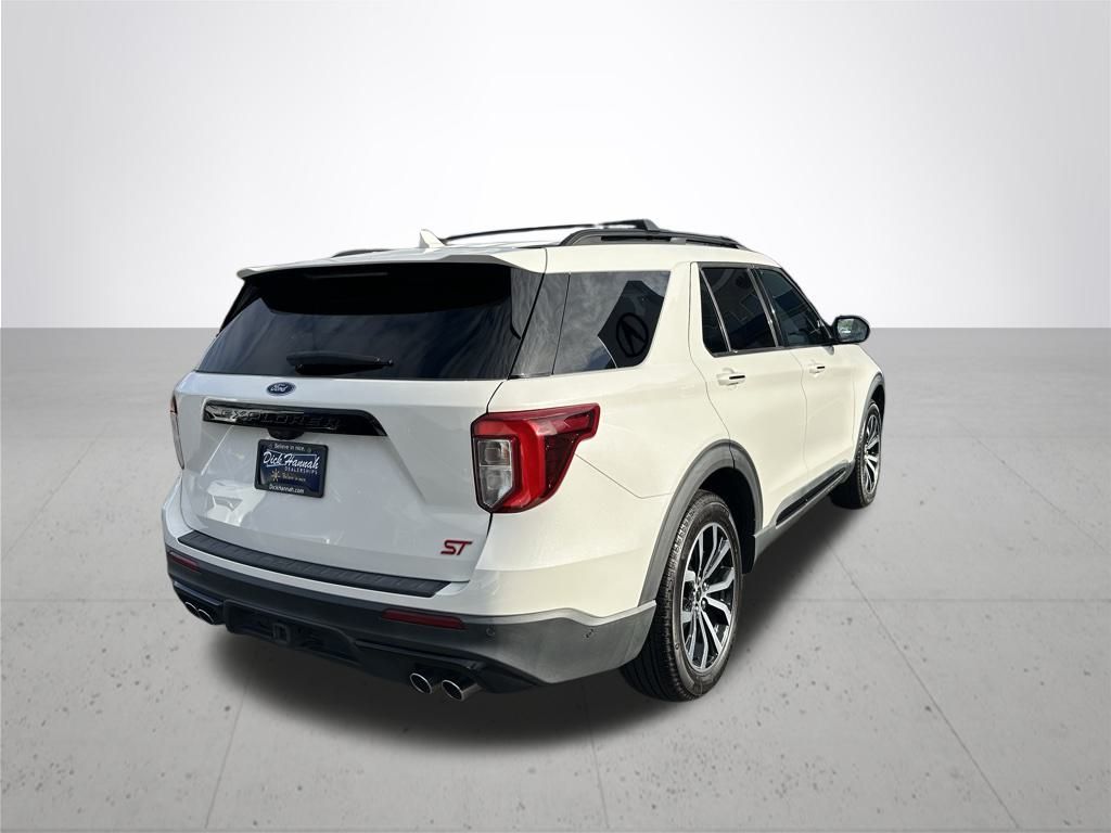 2021 Ford Explorer ST photo 6