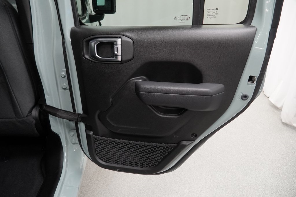 2024 Jeep Wrangler Sport S photo 29