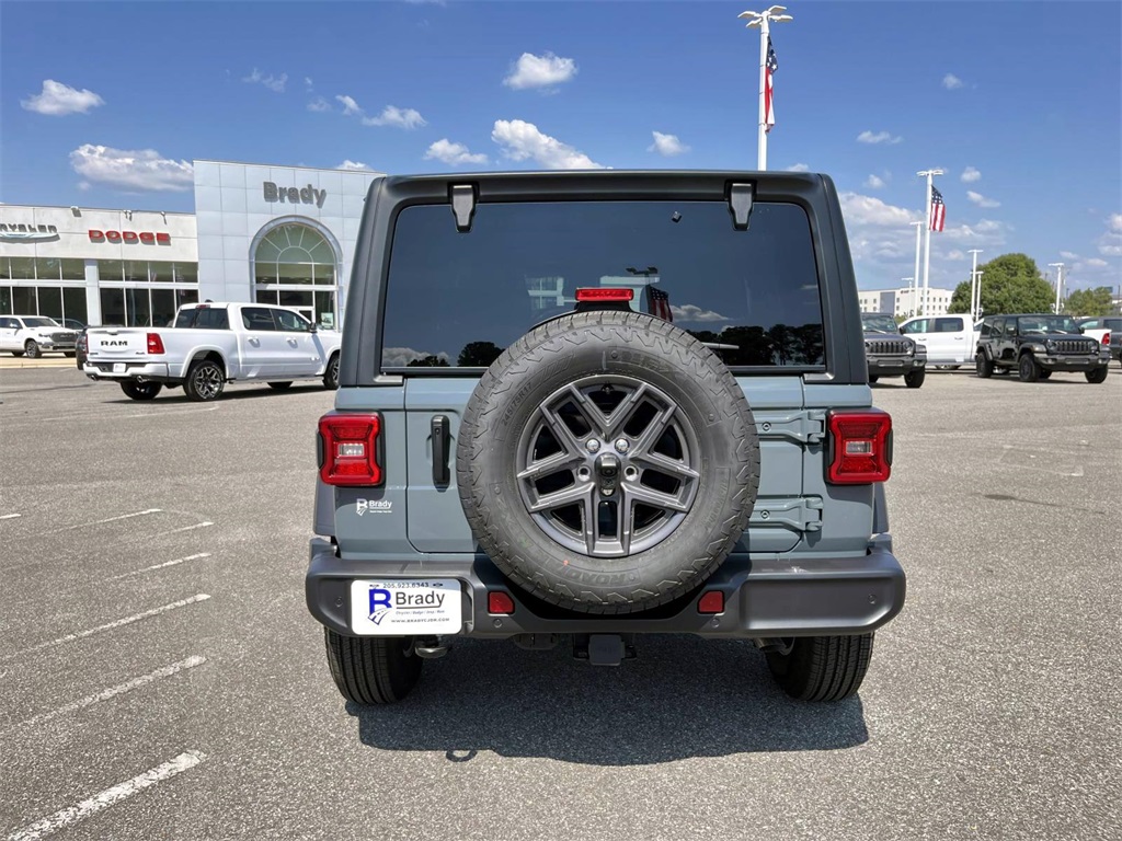 2025 Jeep Wrangler Sport S photo 5