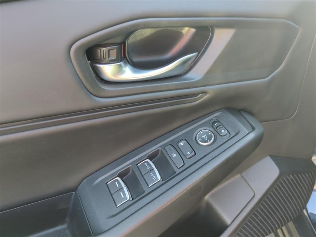 2023 Honda Accord EX photo 9