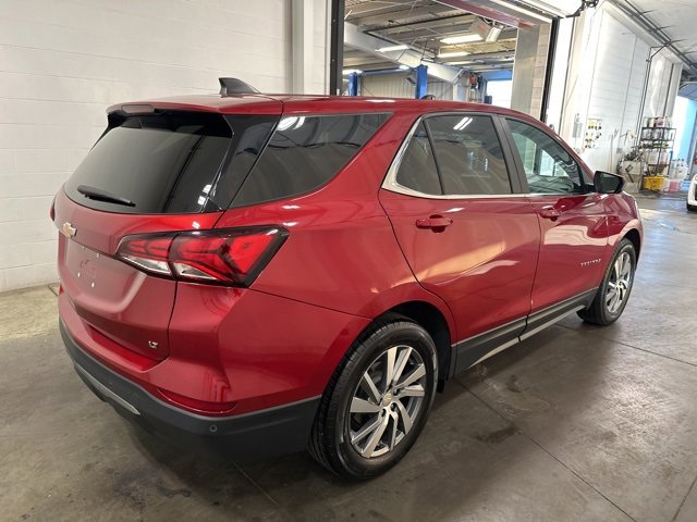 2024 Chevrolet Equinox LT photo 4